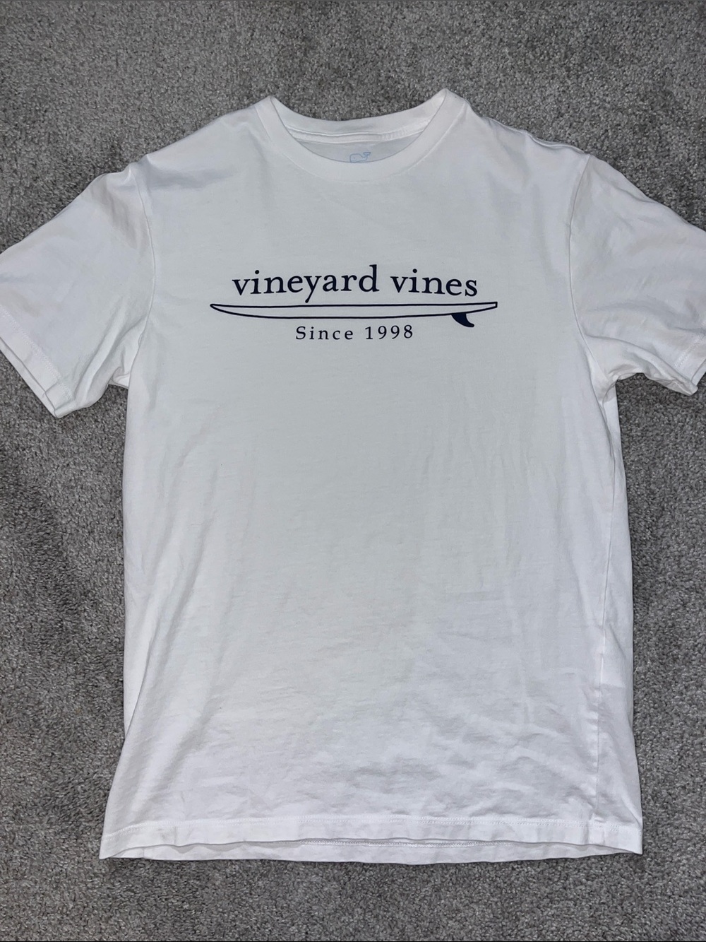 Vineyard vines fishing surf long board men’s white t shirt soft cotton XS